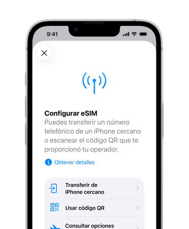 iPhone 17e, parte frontal, se muestra la funcionalidad Configurar eSIM para transferir un número de teléfono desde un teléfono cercano o escaneando un código QR