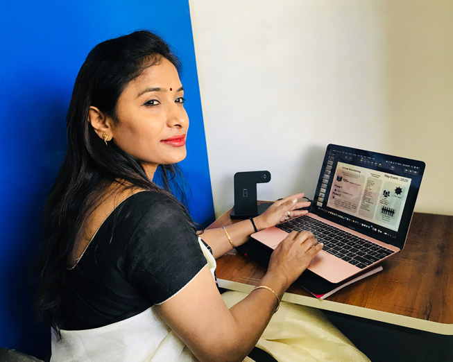 Chandrika Raghunath, Apple Mitarbeiterin.