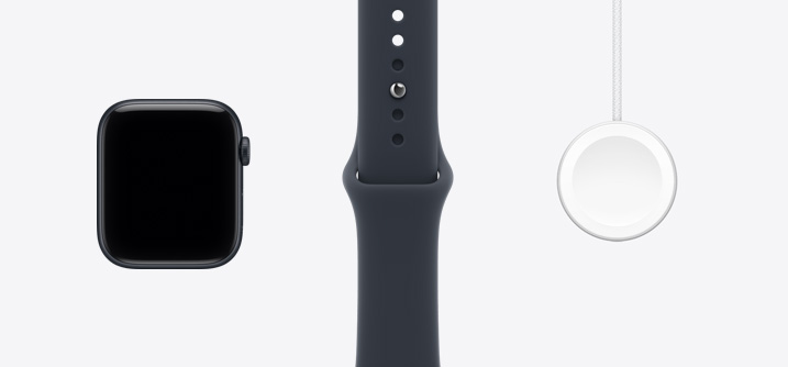 „Apple Watch SE 3“, aliuminio korpusas, vidurnakčio spalva (juoda), priekinės pusės išorinė dalis, ekranas nuo krašto iki krašto, „Digital Crown“, sportinis dirželis, juodos spalvos, „Apple Watch“ magnetinis sparčiojo įkrovimo USB‑C laidas